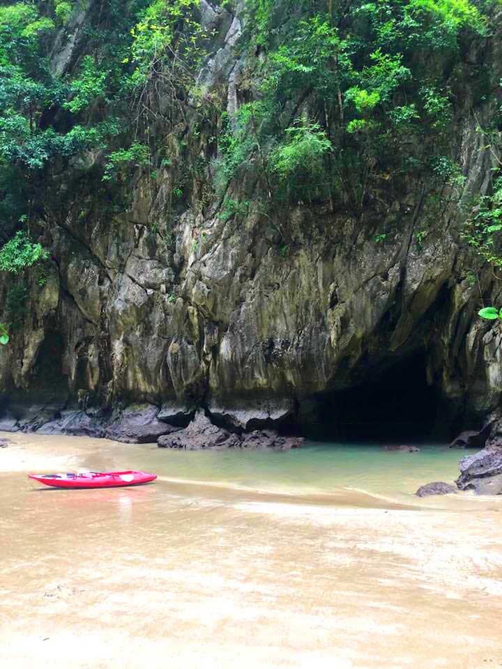 Emerald-Cave
